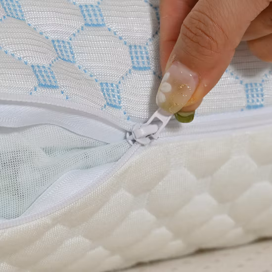 아마존 뜨거운 판매 쿨 젤 얼음 실크 더블 사이즈 파쇄된 메모리 폼 베개